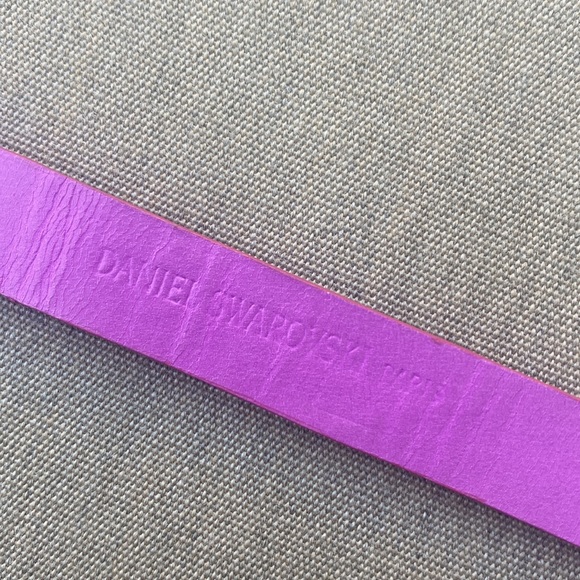 Swarovski Crystal and Leather bracelet - Picture 6 of 10